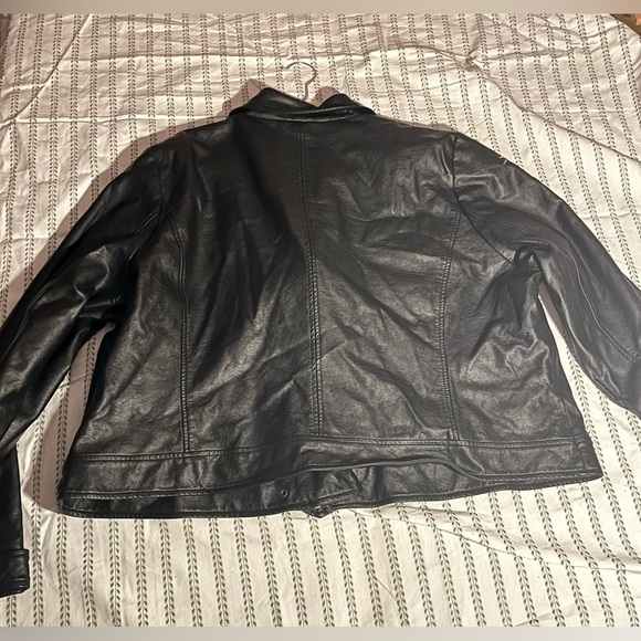 SimplyBe Capsule Embroidered Crop Pleather Jacket NWT - Picture 2 of 8